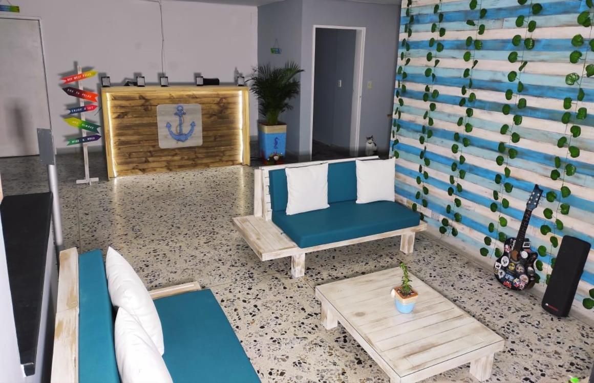 Key West Hostel メデジン エクステリア 写真