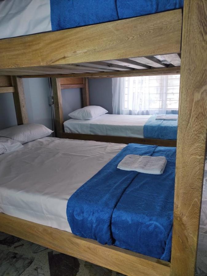 Key West Hostel メデジン エクステリア 写真