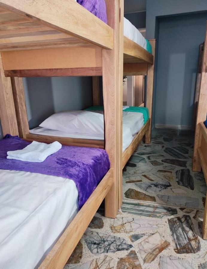 Key West Hostel メデジン エクステリア 写真