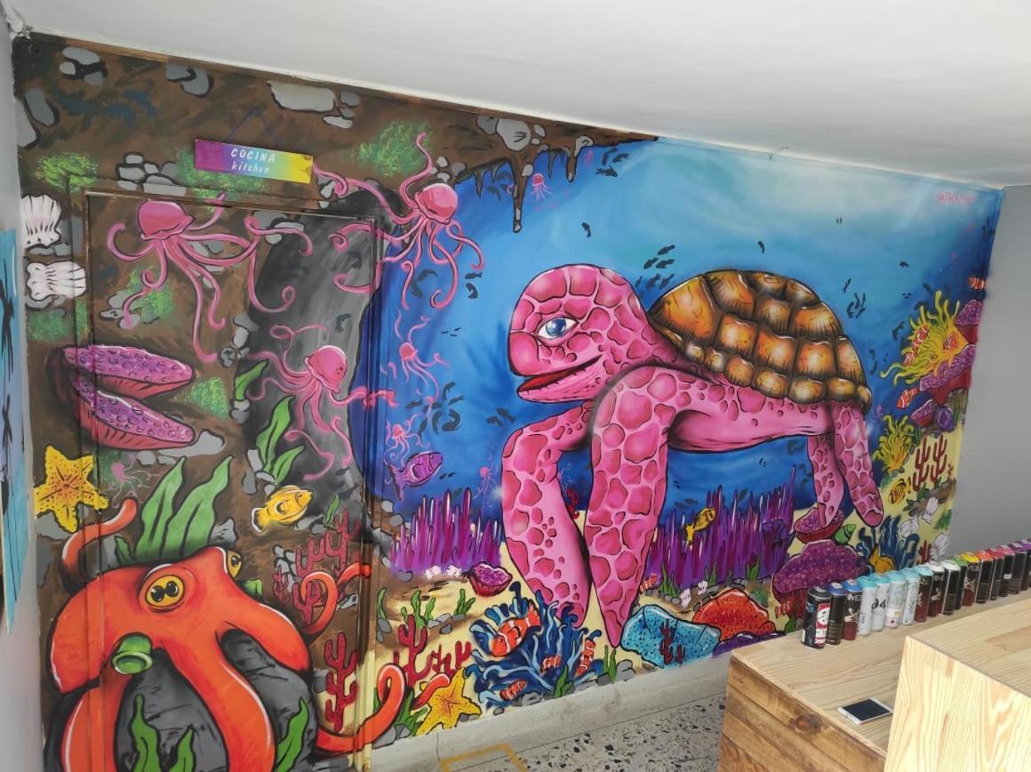 Key West Hostel メデジン エクステリア 写真