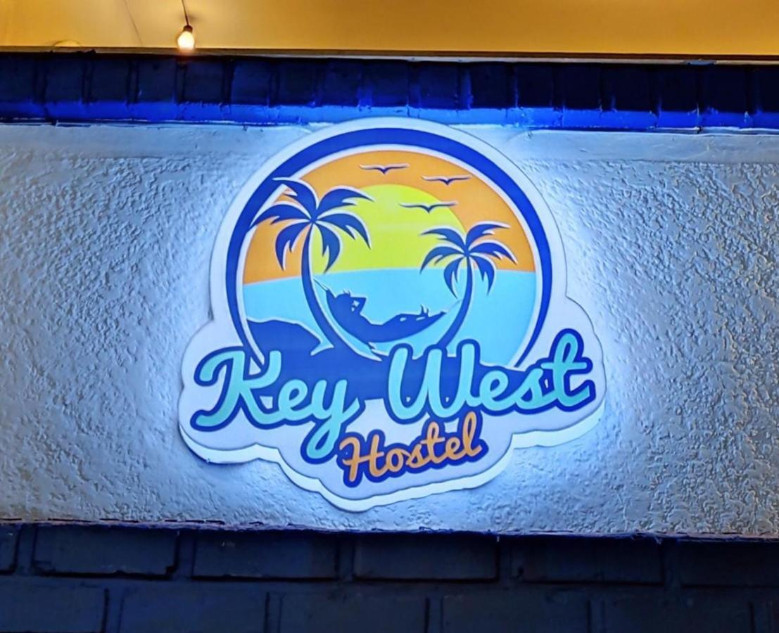 Key West Hostel メデジン エクステリア 写真