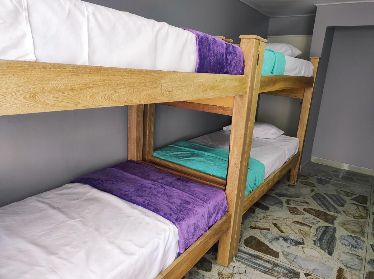 Key West Hostel メデジン エクステリア 写真