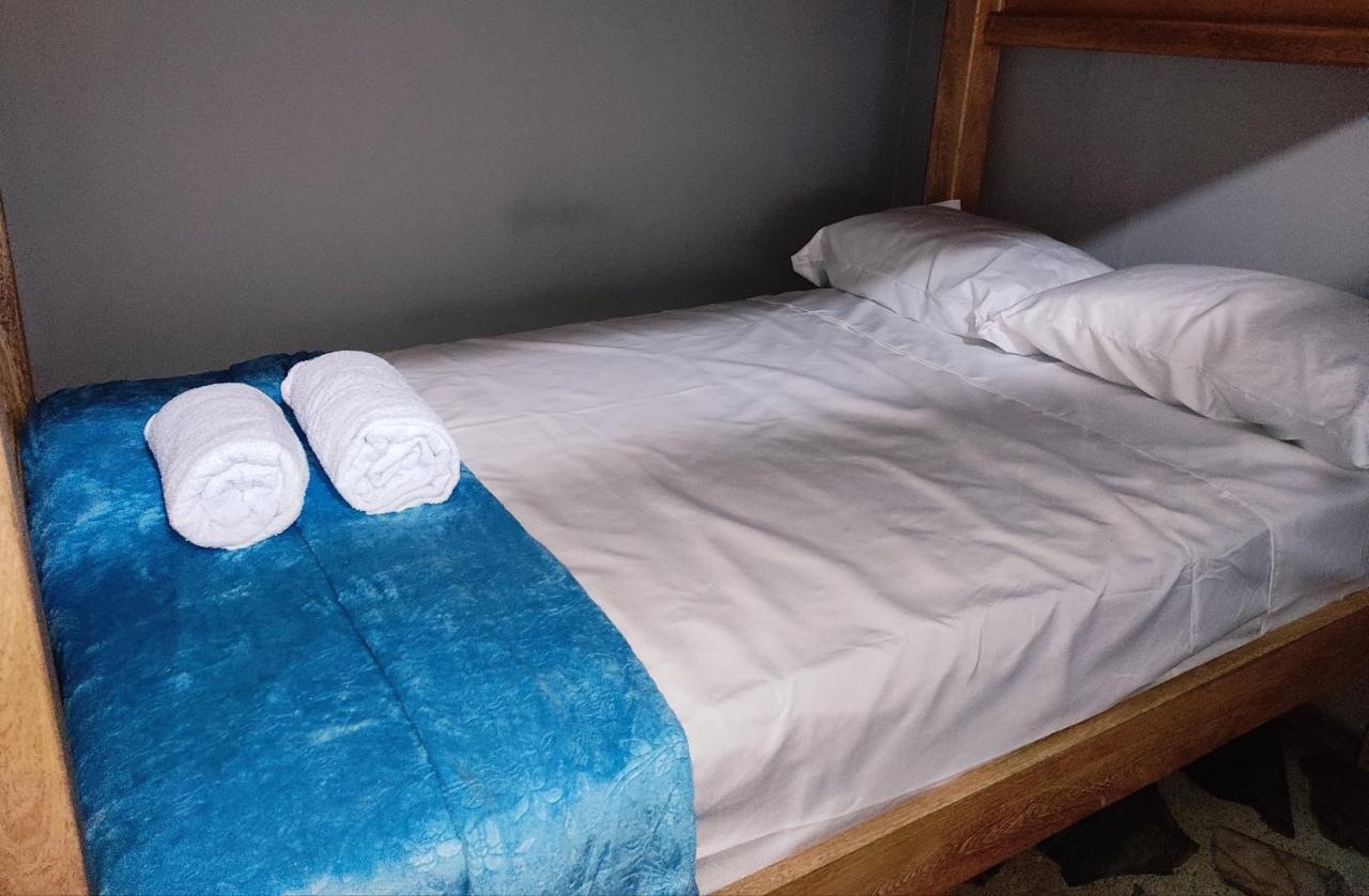 Key West Hostel メデジン エクステリア 写真