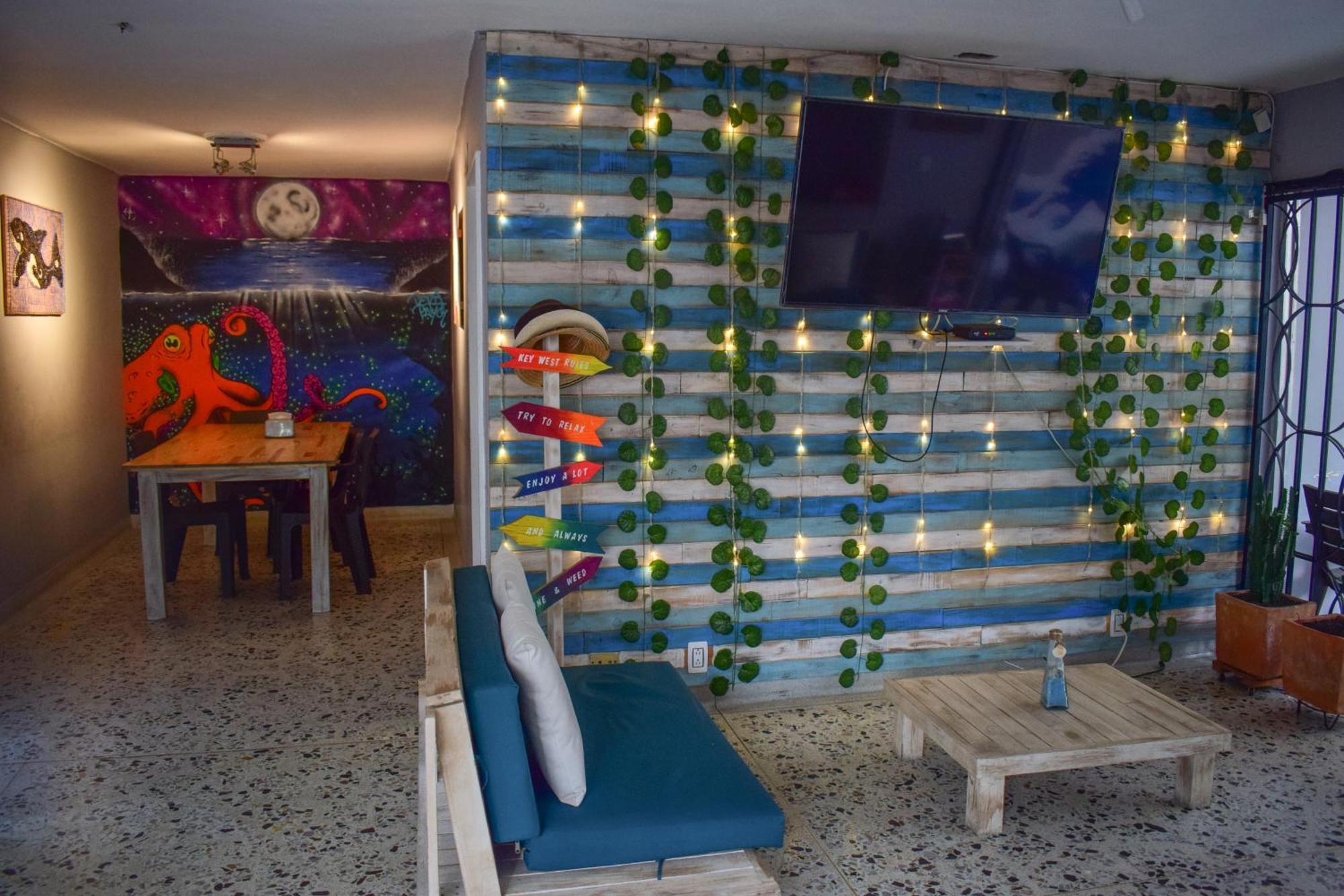 Key West Hostel メデジン エクステリア 写真
